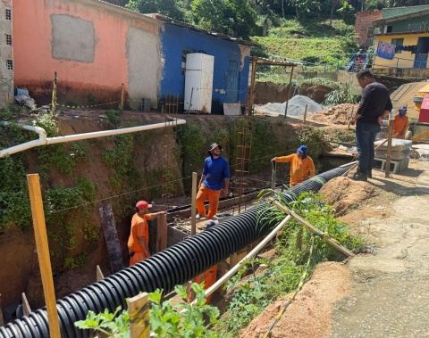 Brota na Grota avança com obras do Parque Linear em comunidade do Biu