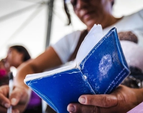 Maceió responde por mais de 53% dos empregos gerados em Alagoas, aponta Caged