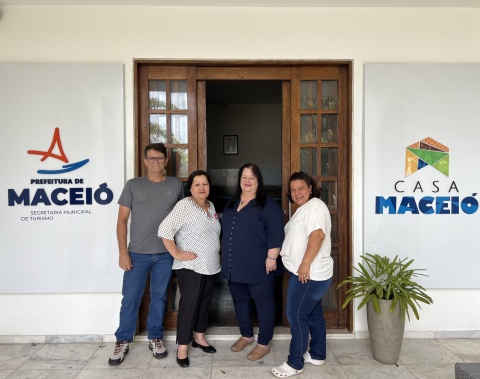 Semtur homenageia servidores públicos que se dedicam a fazer de Maceió referência nacional no turismo