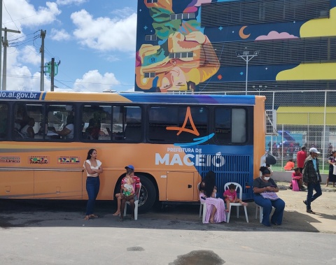 Cadastro Único Maceió atende moradores do Benedito Bentes 