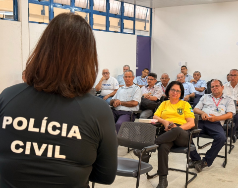 Semuc orienta profissionais do transporte público sobre violência contra a mulher