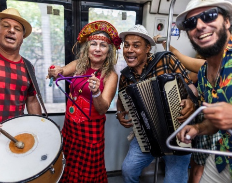 Forró no VLT abre temporada junina nos trilhos e fortalece tradição cultural em Maceió
