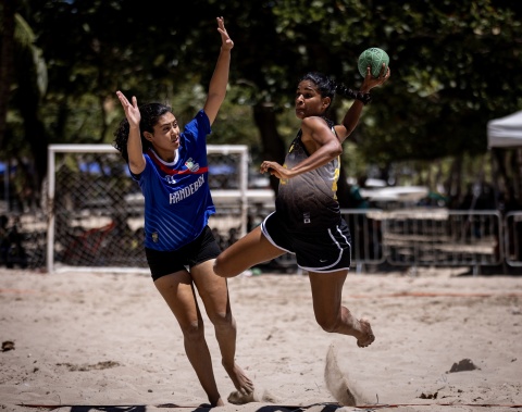 Jogos de Verão movimentam a praia da Pajuçara com esporte, lazer e integração