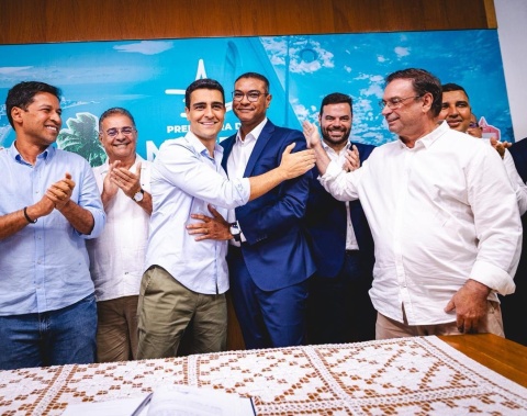JHC empossa novo secretário da Indústria e Comércio e destaca capacidade de trabalho do empresário