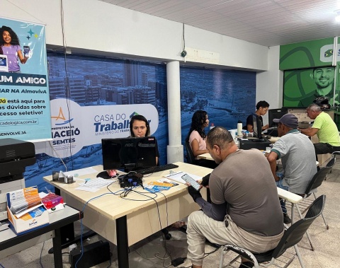 Sine Maceió oferta mais de 1.600 vagas de emprego nesta semana