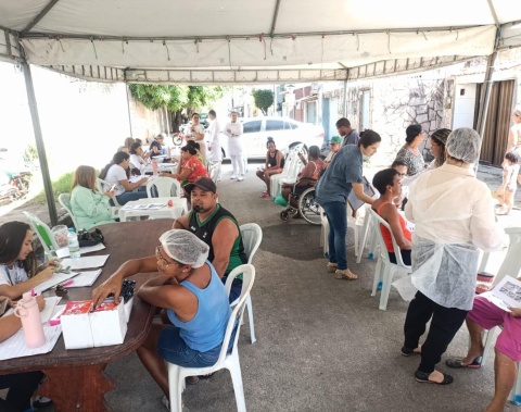 Tenda da Saúde Jatiúca promove atendimentos médicos na parte alta de Maceió
