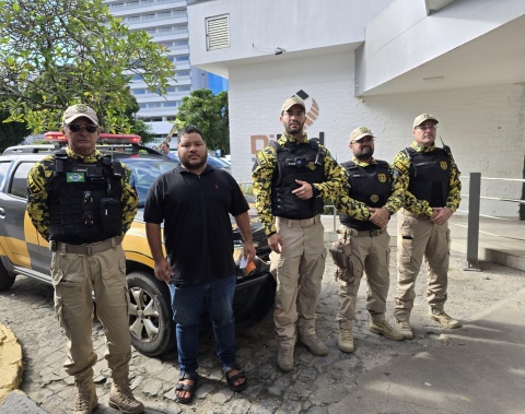 Agentes do DMTT escoltam criança que passou mal a hospital na Gruta de Lourdes