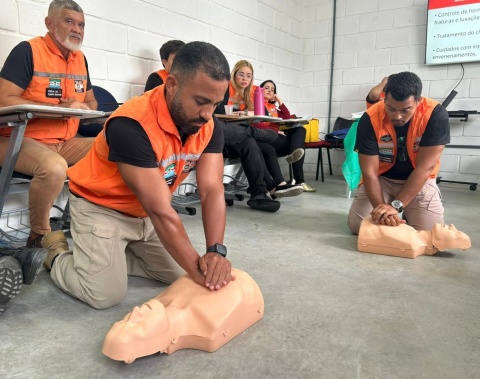 Agentes da Defesa Civil de Maceió aprimoram conhecimentos em curso de primeiros socorros