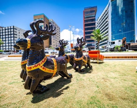 Prefeitura avança na instalação e montagem do Natal Maceió 2025