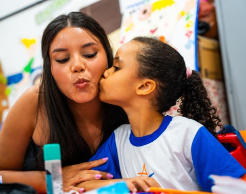 Rede municipal avança na inclusão com ampliação do quadro de profissionais especializados