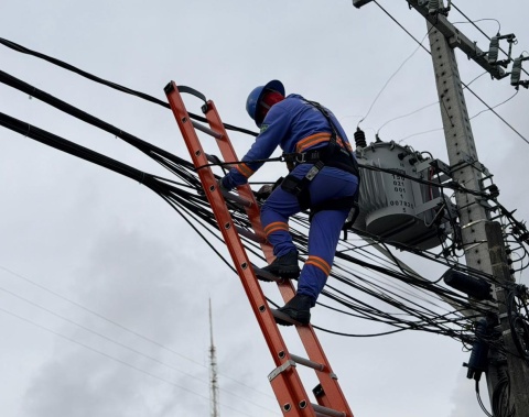 Ilumina retoma ações do Projeto Poste Limpo na Avenida Gustavo Paiva