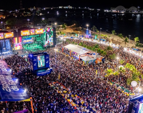 Verão Massayó reúne milhares de pessoas e movimenta a capital no primeiro fim de semana