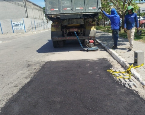 Polo Multissetorial recebe mutirão da Operação Tapa-Buraco