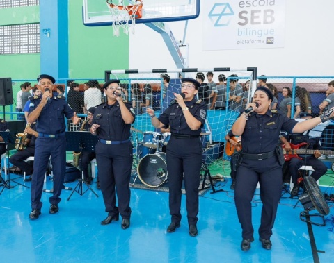 Banda da Guarda Municipal participa de momento cívico no Colégio SEB