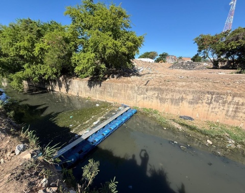 Apenas três dias depois de instaladas, Ecobarreiras têm peças furtadas no Vale do Reginaldo
