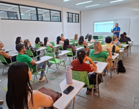 Saúde discute alinhamento de ações e fortalecimento da assistência farmacêutica municipal