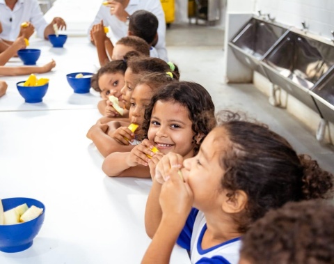 Educação de Maceió abre Chamada Pública para compra de alimentos da merenda escolar