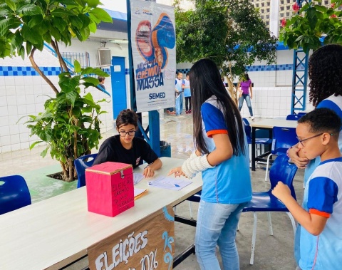 Eleições de Grêmios Estudantis fortalece protagonismo de alunos em escolas da rede municipal de Maceió