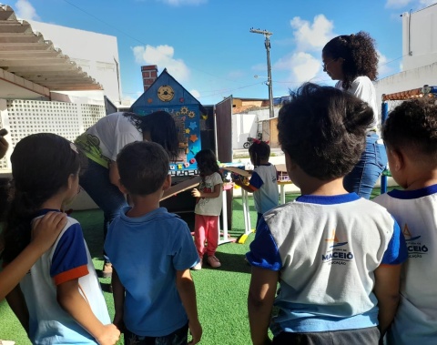Gigantinhos Poço comemora aniversário com ações de cidadania e saúde para comunidade escolar