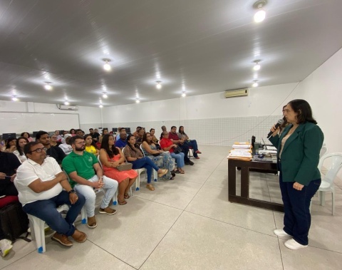 Primeira sessão pública para fortalecimento da Alimentação Escolar reúne 28 interessados
