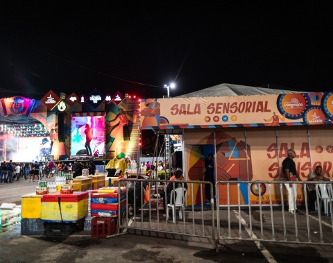 Sala sensorial amplia inclusão e acolhe pessoas neurodivergentes no São João Massayó 2026