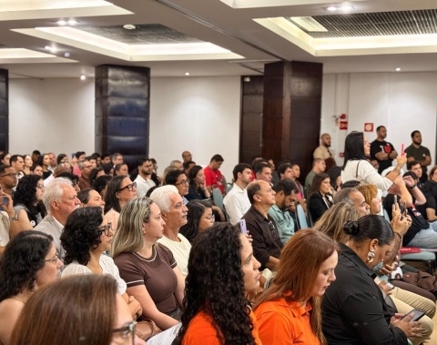 Famílias recebem certificados do Minha Casa é Massa e ficam mais perto de realizar sonho da casa própria em Maceió