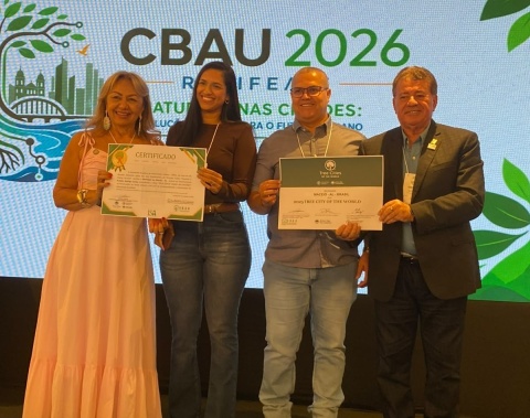 Maceió recebe duas certificações por ações de arborização urbana