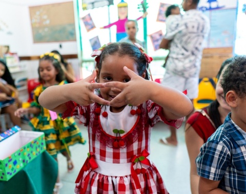 Centro de Educação Infantil Sônia Cavalcante celebra cultura de Maceió na abertura da Semana da Criança