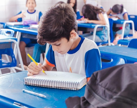 Maceió celebra Dia do Professor com avanços históricos na rede de ensino
