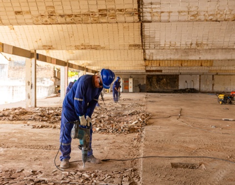 Mercado da Produção segue em funcionamento durante obras de reforma