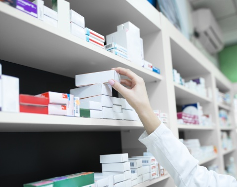 Prefeitura mantém abastecimento de medicamentos acima de 95% desde 2023