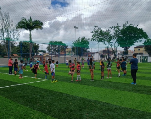 Areninha do Acauã recebe primeira aula do Contraturno Campeão