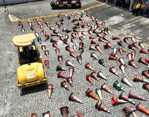 DMTT destrói cones e outros materiais utilizados para reserva indevida de espaço público