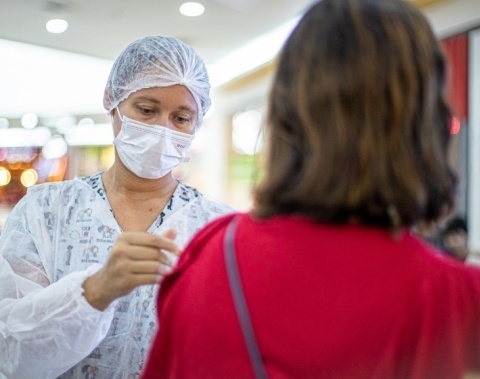 Saúde destaca importância da vacina contra influenza durante Semana Mundial de Imunização