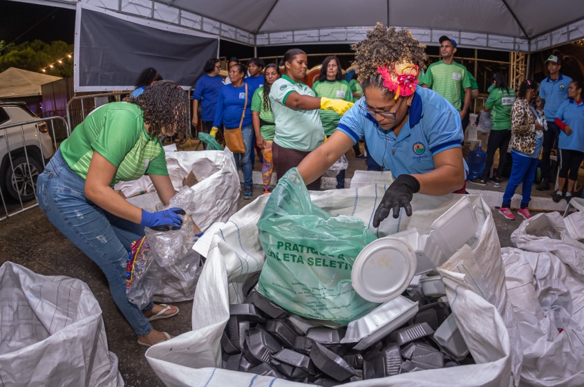 A iniciativa conta com mais de 100 catadores. Foto: Itawi Albuquerque/Secom Maceió