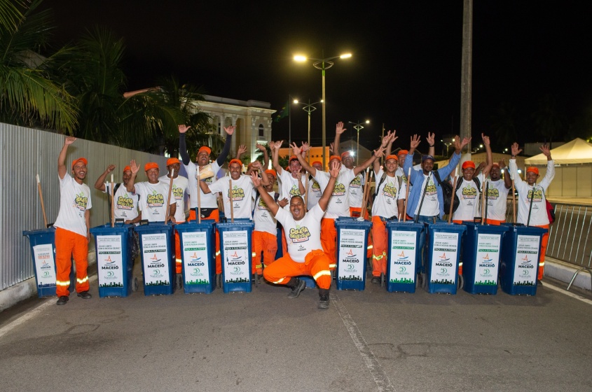Sudes realizou trabalhos de limpeza em todos os polos do São João de Maceió. Foto: Juliete Santos/Secom Maceió