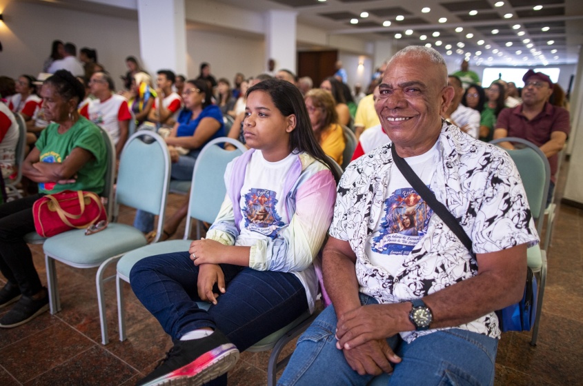 Família de Rás Gonguilla esteve presente no evento. Foto: Alisson Frazão/Secom Maceió.