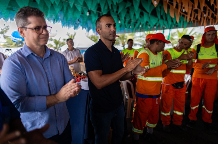 Café da manhã oferecido pela Alurb aos garis. Foto: Alisson Frazão/ Secom Maceió