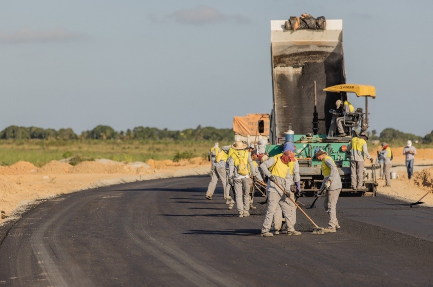 Mais de 20 operários trabalham no local. Foto Edvan Ferreira/Secom Maceió