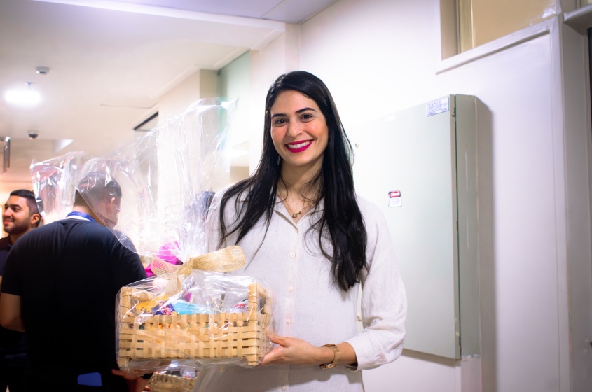 Diretora-presidente do Maceió Saúde, Camila Porciúncula, participou da homenagem às mães na maternidade do Hospital da Cidade . Foto: David Silas/Ascom Maceió Saúde