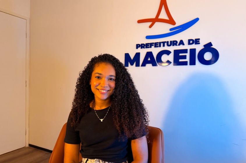 Marina se orgulha ao ver que os projetos da Sedigi mudam as vidas de diversas mulheres de Maceió. Foto: Winicius Correia / Ascom Sedigi.