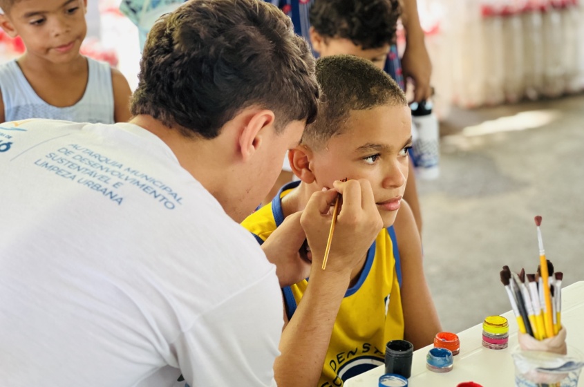 Atividades lúdicas foram desenvolvidas com as crianças. Foto: Crystalia Tavares/Ascom Alurb