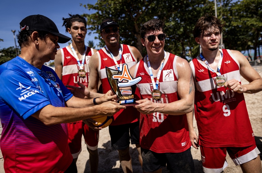 Equipe do CRB é campeã do basquete de areia. Foto: Alisson Frazão/Secom Maceió
