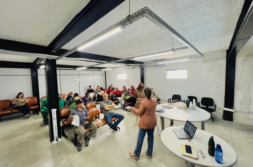 Capacitação conta com cerca de 25 servidores da Alurb. Foto: Crystalia Tavares/Ascom Alurb