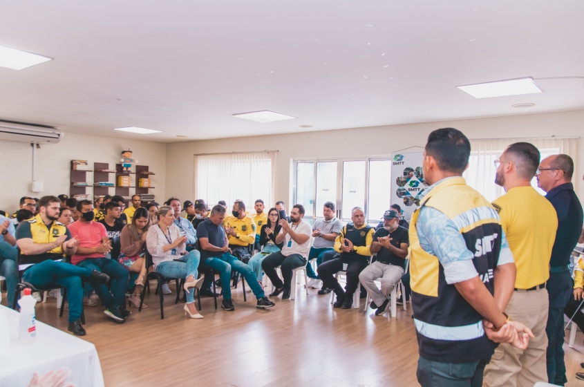 Momento solene aconteceu na sede da SMTT. Foto: Joyce Juliana / Ascom SMTT
