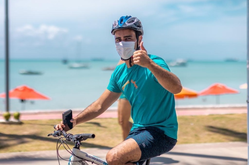 Prefeito JHC entrega 10 km de ciclofaixa. Foto: Itawi Albuquerque/Secom Maceió.