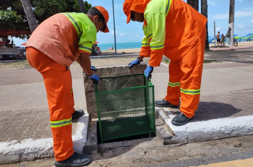 No período chuvoso, cada retentor é capaz de conter cerca de 20 quilos de materiais por dia. Foto: Ascom Sudes