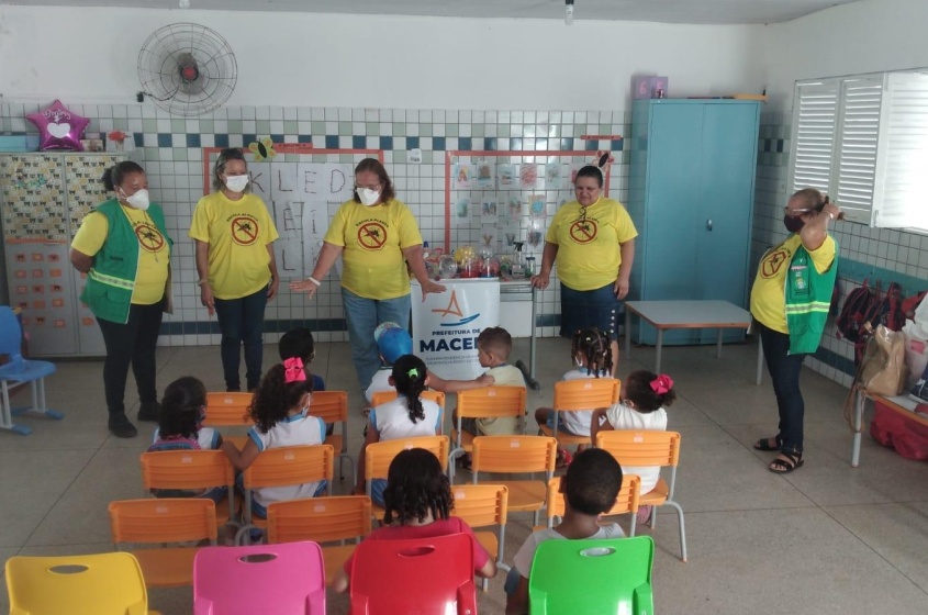 foram realizadas palestras sobre formas simples de reduzir impactos negativos ao meio ambiente, exposição de objetos confeccionados com material reciclado, entre outras ações. Foto: Ascom Sudes