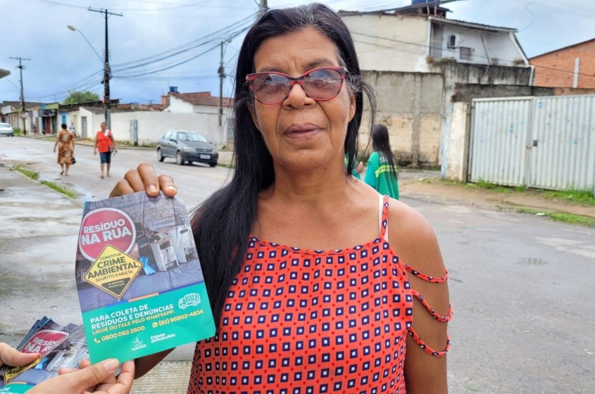 Moradores foram orientadores  sobre coleta domiciliar. Foto: Ascom Sudes