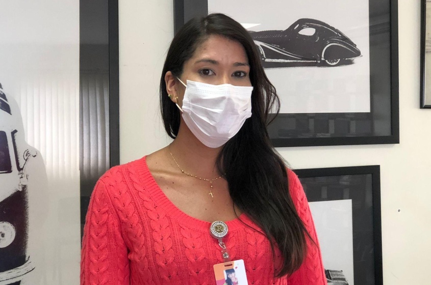 Assistente social do Hemoal, Renata Ferreira, destacou a importância do ato de doar sangue. Foto: Ascom SMTT